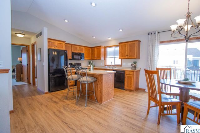 2223 Fairbanks Drive, North Mankato, MN 56003