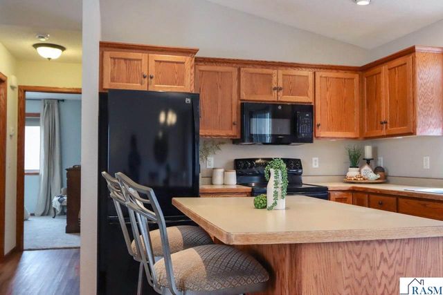 2223 Fairbanks Drive, North Mankato, MN 56003