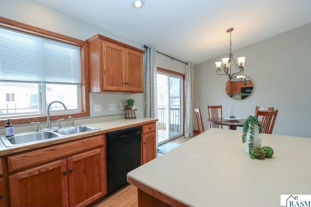 2223 Fairbanks Drive, North Mankato, MN 56003