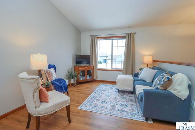 2223 Fairbanks Drive, North Mankato, MN 56003