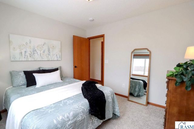 2223 Fairbanks Drive, North Mankato, MN 56003