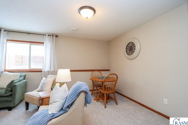 2223 Fairbanks Drive, North Mankato, MN 56003