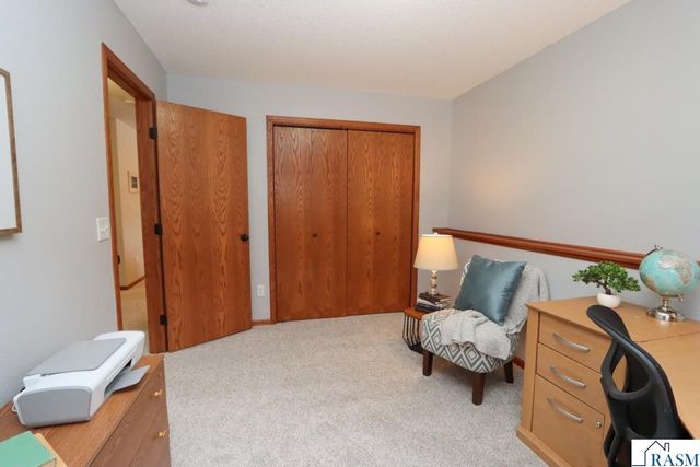 2223 Fairbanks Drive, North Mankato, MN 56003