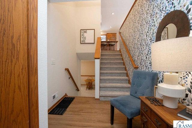 2223 Fairbanks Drive, North Mankato, MN 56003