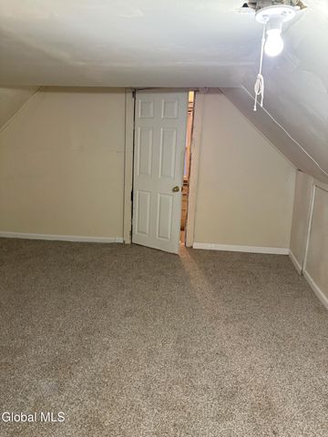 1133 Cutler Street, Schenectady, NY 12303