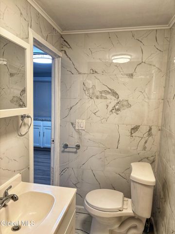 1133 Cutler Street, Schenectady, NY 12303