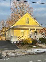 1133 Cutler Street, Schenectady, NY 12303