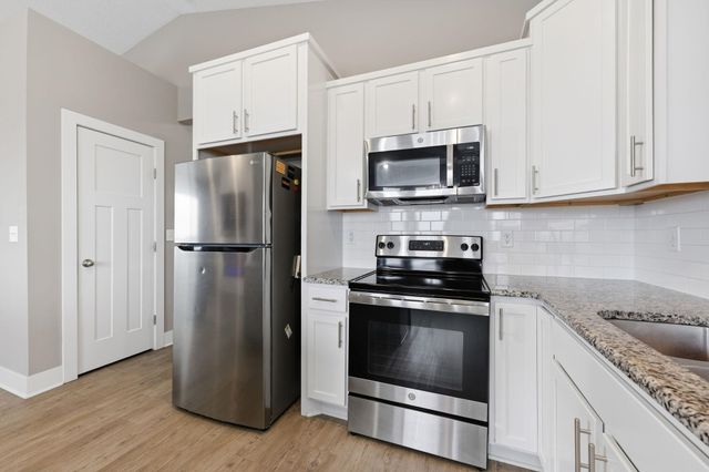 5410 W 46th St S, Wichita, KS 67215