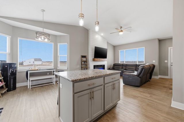 5410 W 46th St S, Wichita, KS 67215