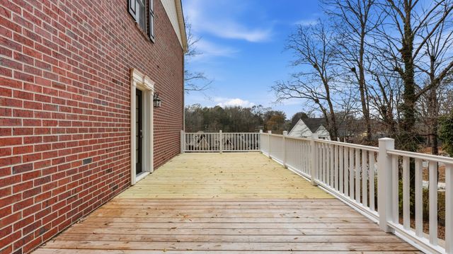 4917 Shoreline Dr, Chattanooga, TN 37416