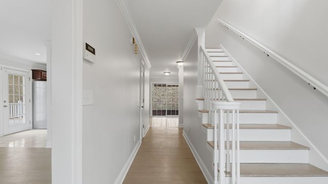 4917 Shoreline Dr, Chattanooga, TN 37416