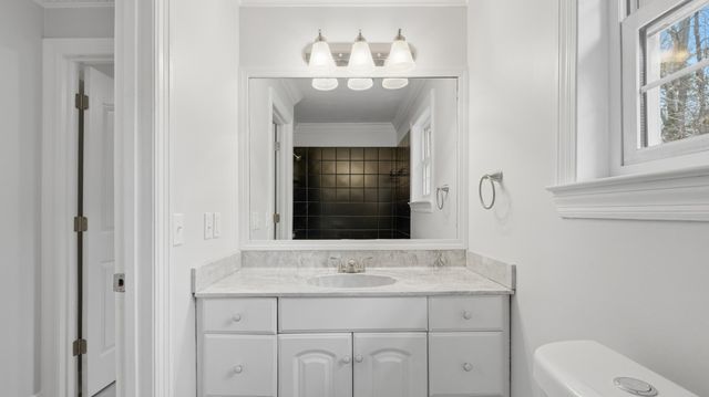 4917 Shoreline Dr, Chattanooga, TN 37416