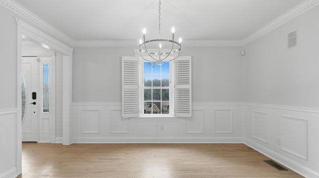 4917 Shoreline Dr, Chattanooga, TN 37416