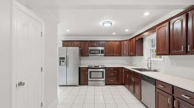 4917 Shoreline Dr, Chattanooga, TN 37416