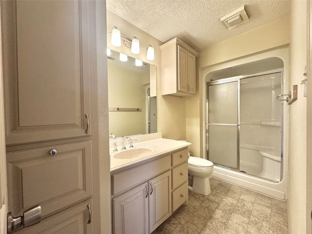 186 Autumn Wood Trail, Gun Barrel City, TX 75156