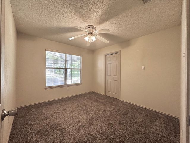 186 Autumn Wood Trail, Gun Barrel City, TX 75156