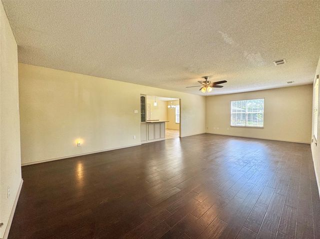 186 Autumn Wood Trail, Gun Barrel City, TX 75156