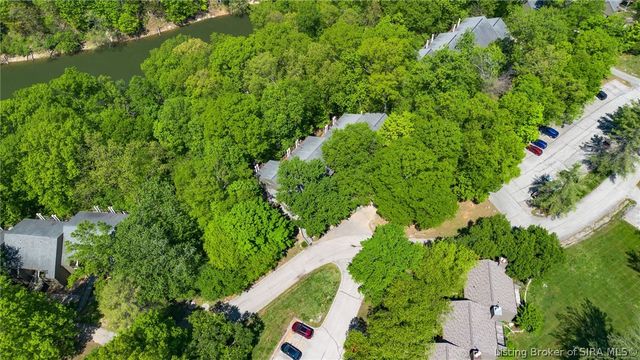 9398 S Lake Ridge Drive, Bloomington, IN 47401