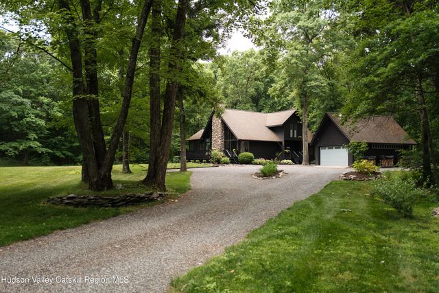 17 Louise Terrace, Rhinebeck, NY 12572