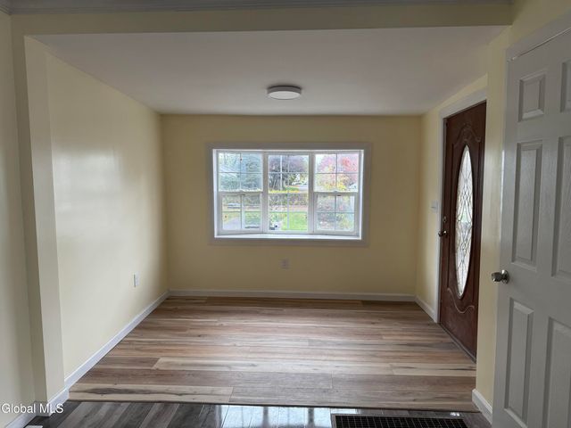 23 Wagner Avenue, Schenectady, NY 12304