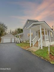 23 Wagner Avenue, Schenectady, NY 12304