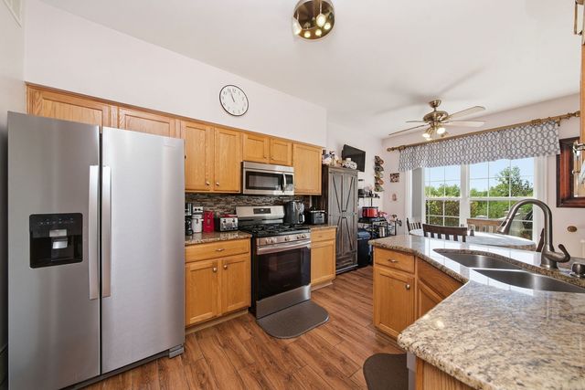 4160 Oak Tree Lane, Plainfield, IL 60586