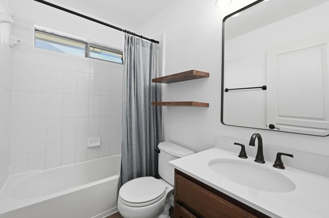 12621 Capella TRL, Austin, TX 78732