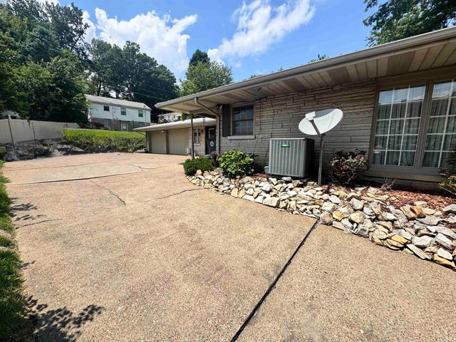 602 Wessel Lane, Evansville, IN 47712