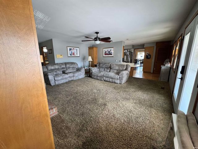 602 Wessel Lane, Evansville, IN 47712