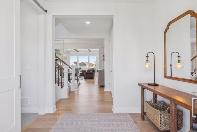 4313 Picket Way, Woodbury, MN 55129