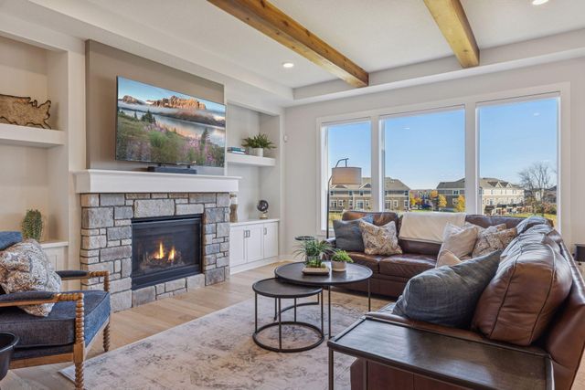 4313 Picket Way, Woodbury, MN 55129