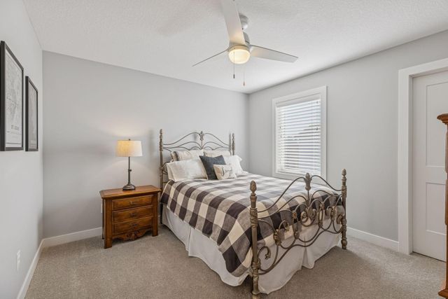 4313 Picket Way, Woodbury, MN 55129