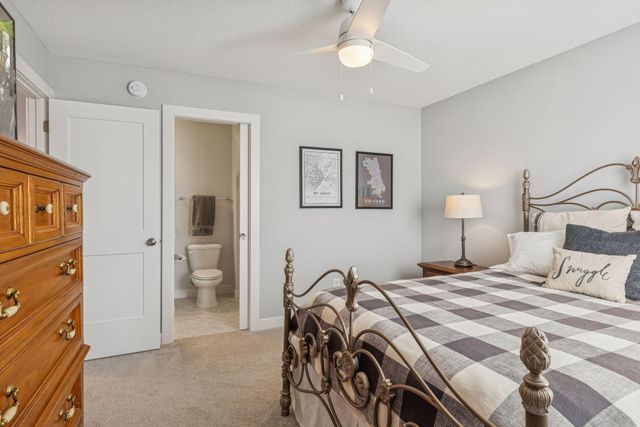 4313 Picket Way, Woodbury, MN 55129