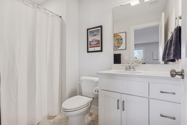 4313 Picket Way, Woodbury, MN 55129