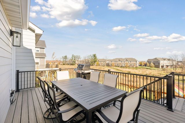 4313 Picket Way, Woodbury, MN 55129