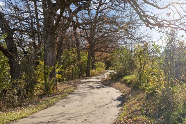 4313 Picket Way, Woodbury, MN 55129