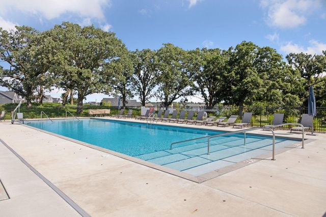 4313 Picket Way, Woodbury, MN 55129