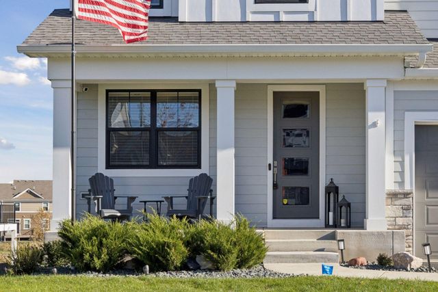 4313 Picket Way, Woodbury, MN 55129