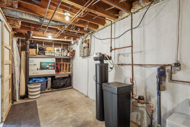 3717 Zwerg Drive, Madison, WI 53705