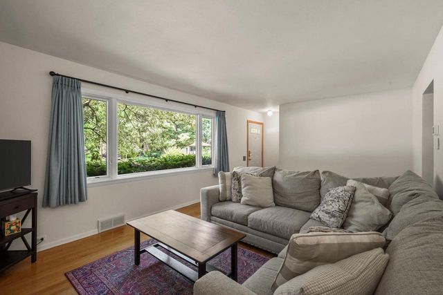 3717 Zwerg Drive, Madison, WI 53705