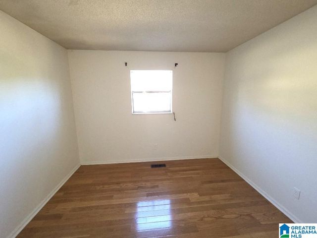 112 HICKORY CIRCLE, Fairfield, AL 35064