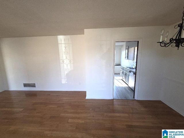 112 HICKORY CIRCLE, Fairfield, AL 35064