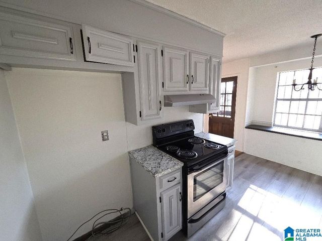 112 HICKORY CIRCLE, Fairfield, AL 35064