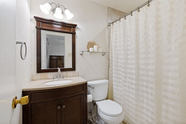 7813 Kermit Avenue, Fort Worth, TX 76116