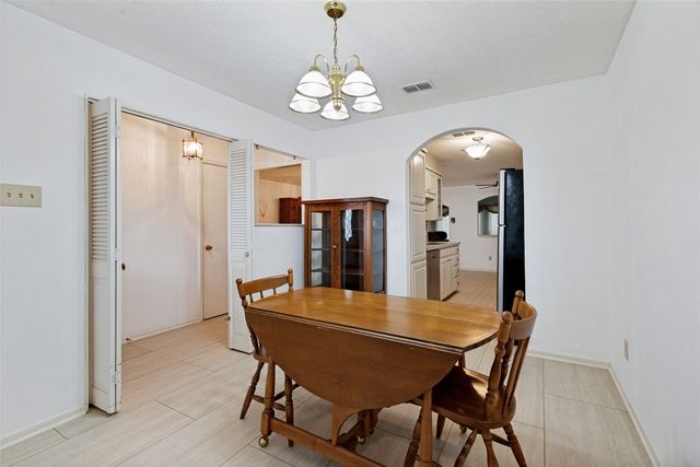 7813 Kermit Avenue, Fort Worth, TX 76116