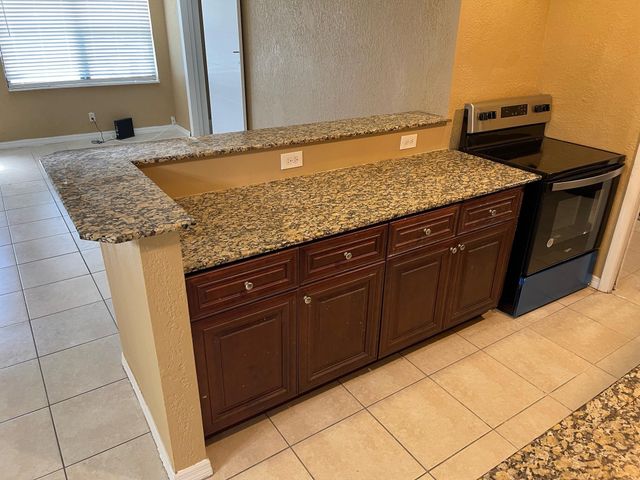 1650 W 12th Court, West Palm Beach, FL 33404
