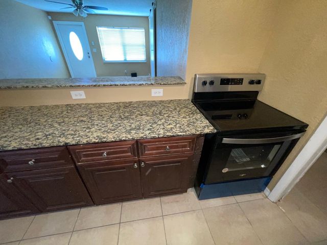 1650 W 12th Court, West Palm Beach, FL 33404
