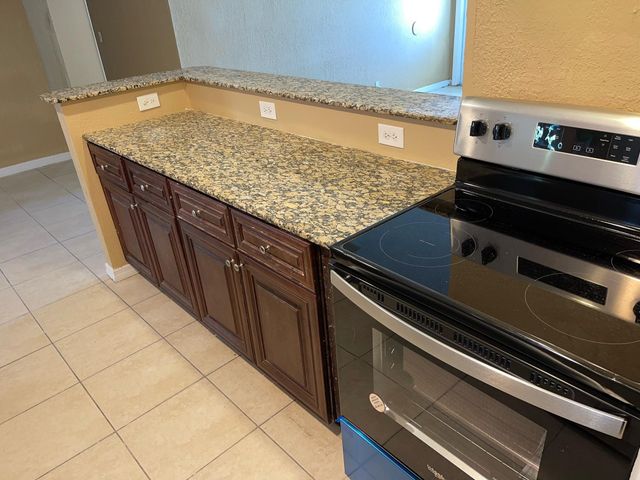 1650 W 12th Court, West Palm Beach, FL 33404