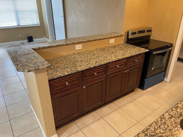 1650 W 12th Court, West Palm Beach, FL 33404