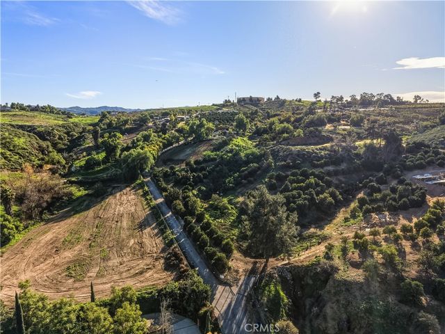 17575 Wicker, Riverside, CA 92504